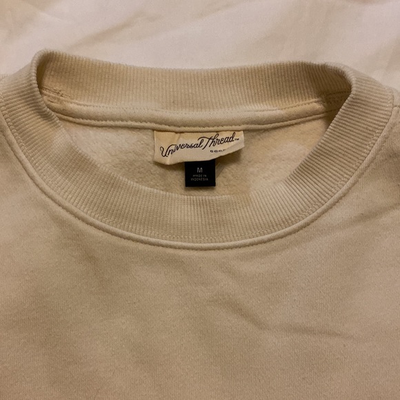 Universal thread cream colored pullover sweater - Picture 3 of 4